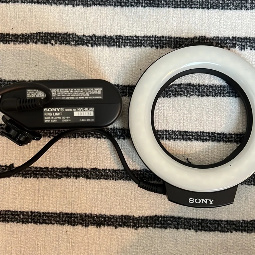 Sony Ring Light model HVL RLAM